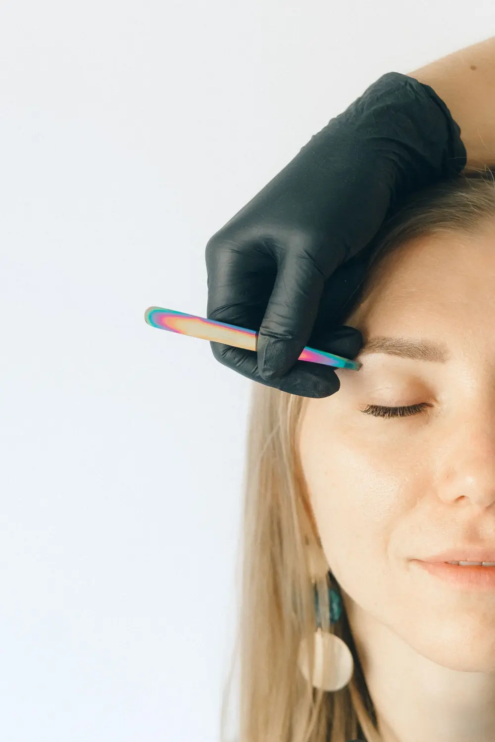 Brow shaping close-up